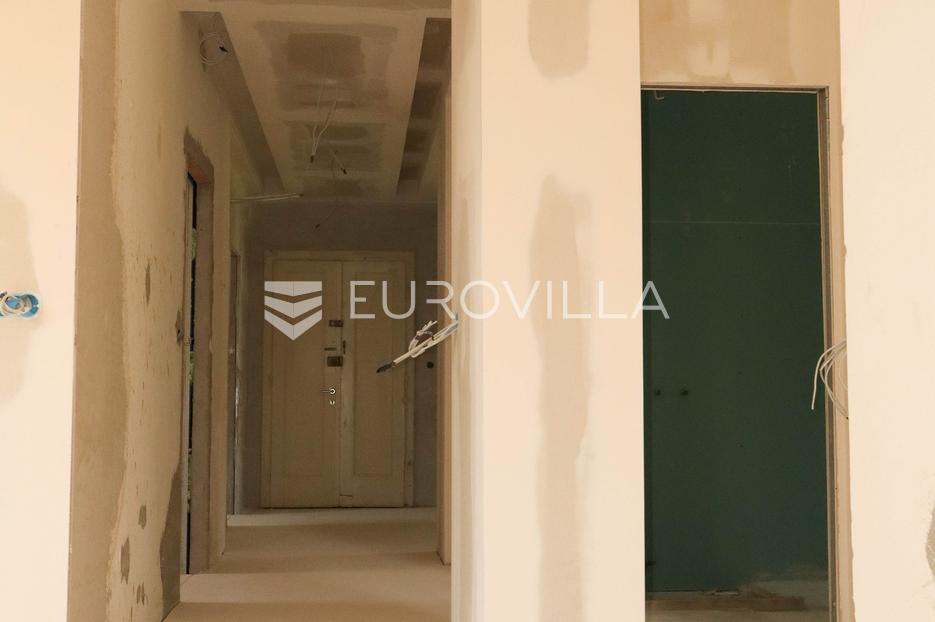 Appartamento In vendita -  Zadar