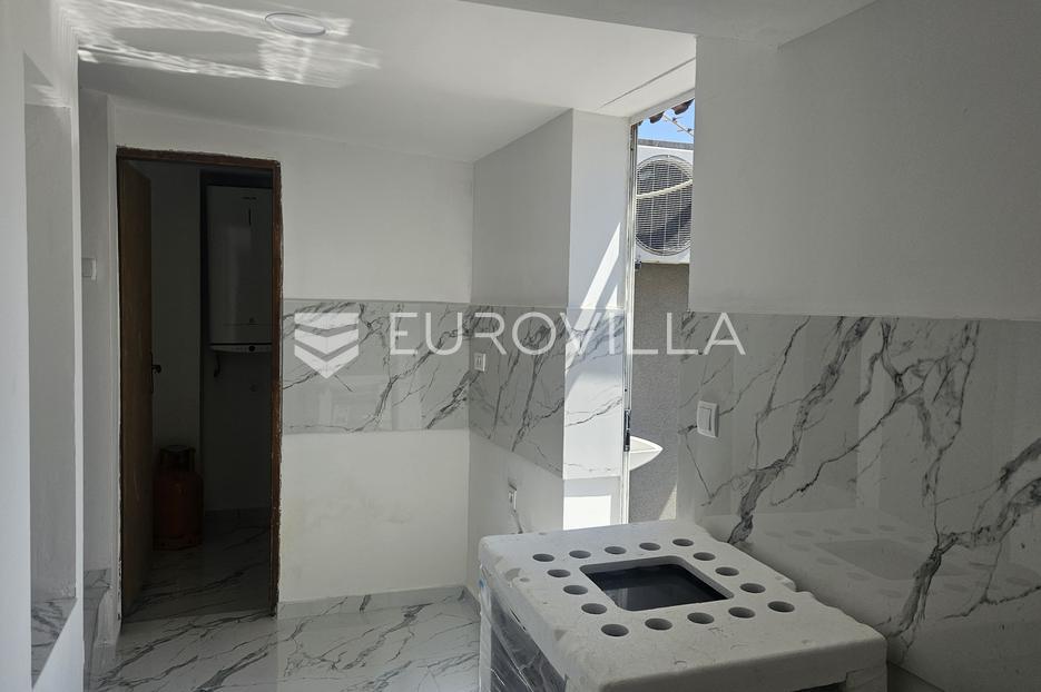 Apartmán Na predaj -  Split - Okolica