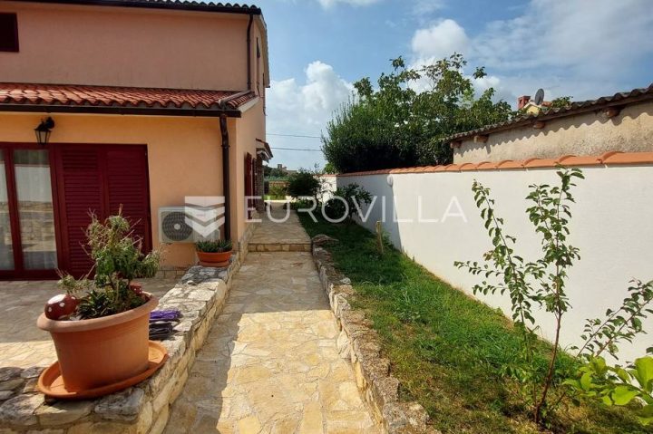 Casa in vendita 523 m² – Galižana