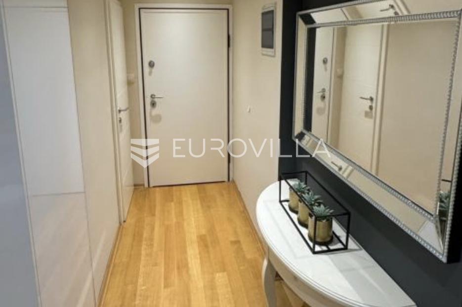 Apartmán Na predaj -  Split - Okolica