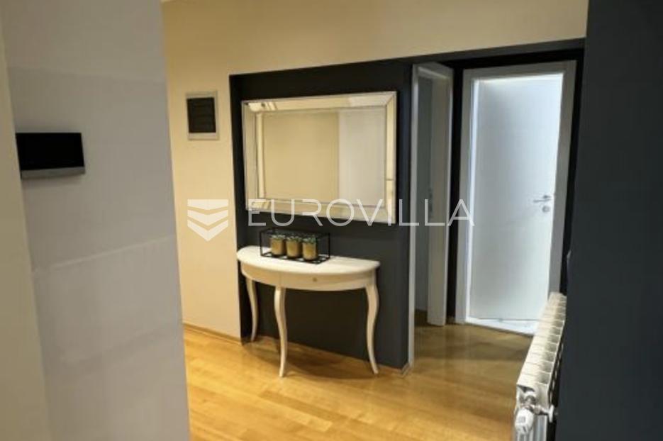 Apartmán Na predaj -  Split - Okolica