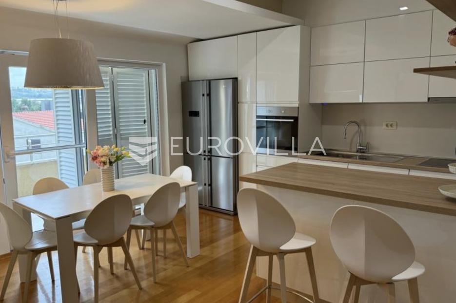 Apartmán Na predaj -  Split - Okolica