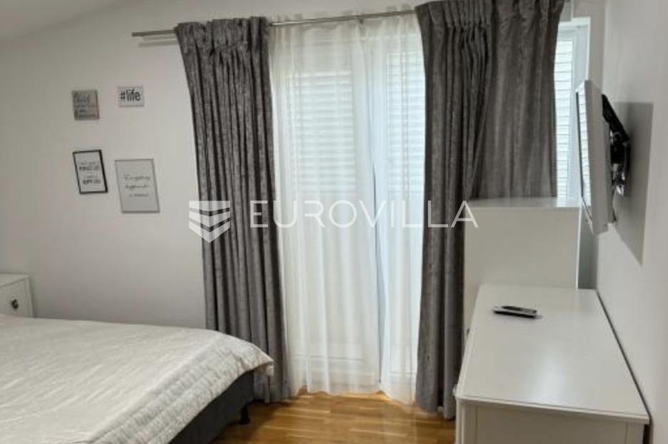 Apartmán Na predaj -  Split - Okolica