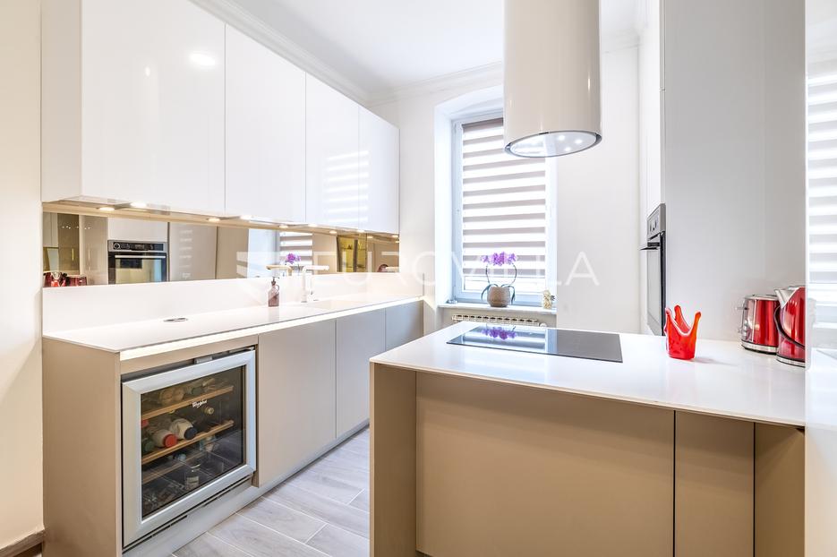 Apartment Zu verkaufen -  Donji Grad