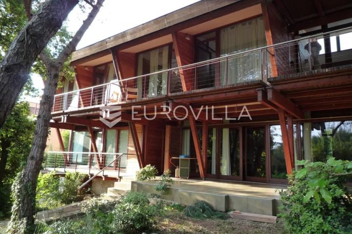 Dům na prodej 362 m² – Rovinj