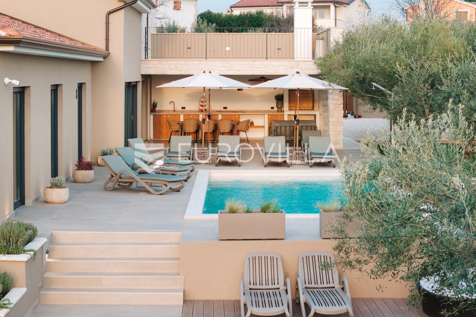 Casa In vendita -  Kaštelir-Labinci