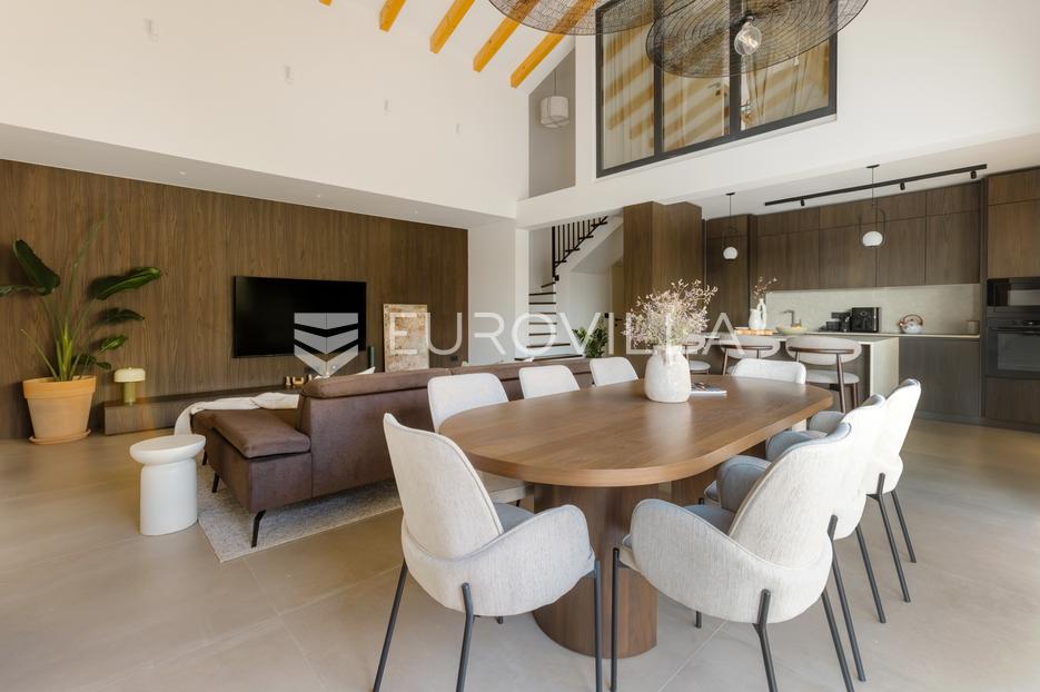 Casa In vendita -  Kaštelir-Labinci