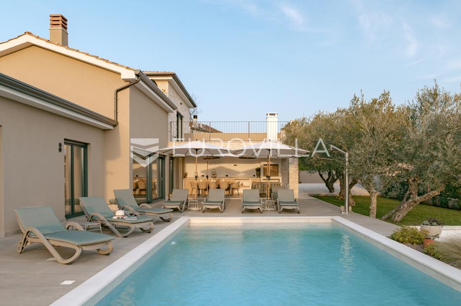 Casa In vendita -  Kaštelir-Labinci