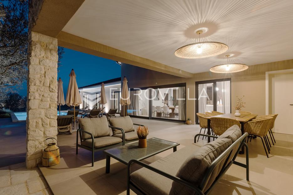 Casa In vendita -  Kaštelir-Labinci
