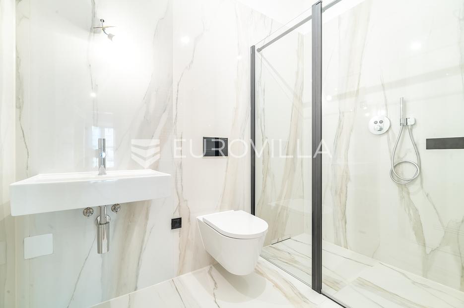 Flat For sale -  Donji Grad