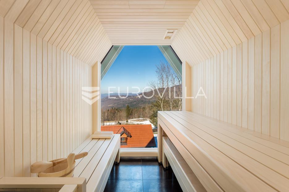 Casa In vendita - Primorsko-goranska Ravna Gora