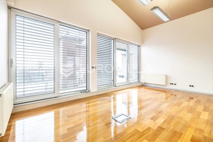 Komerční K pronájmu - Grad Zagreb Trešnjevka - Sjever - foto 2/8