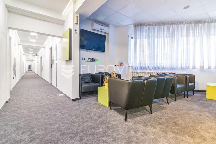 Hotel na prodaju 751 m² – Sigečica