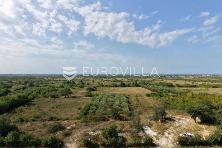 Parcela na predaj 1806 m² – Lovinac