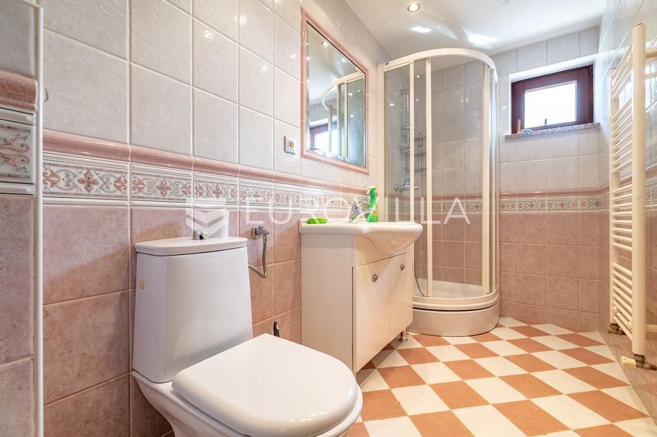 Maison À vendre - Grad Zagreb Maksimir