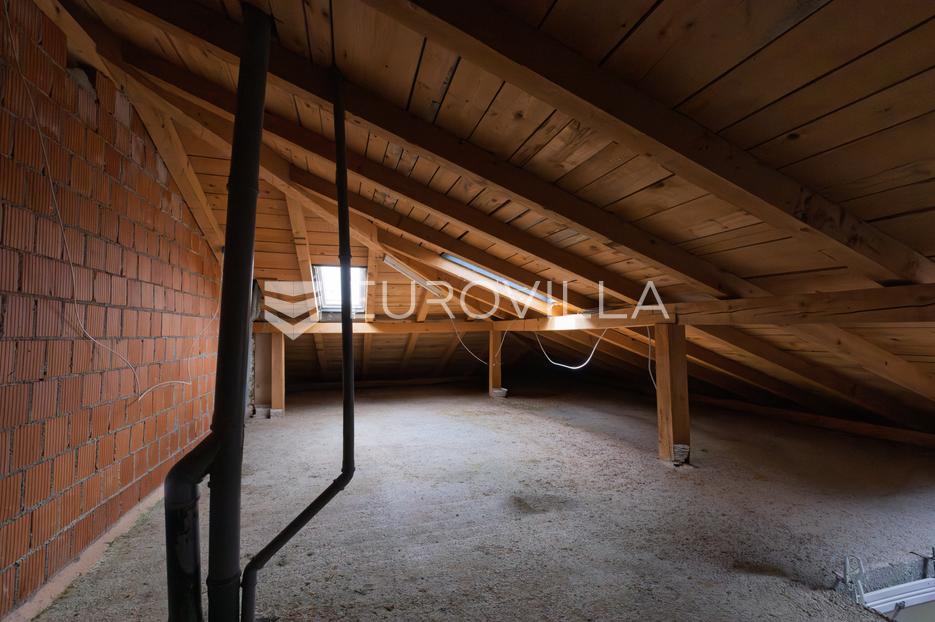 Apartma Naprodaj - Primorsko-goranska Novi Vinodolski