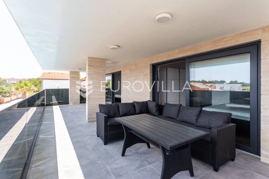 House For sale -  Vir