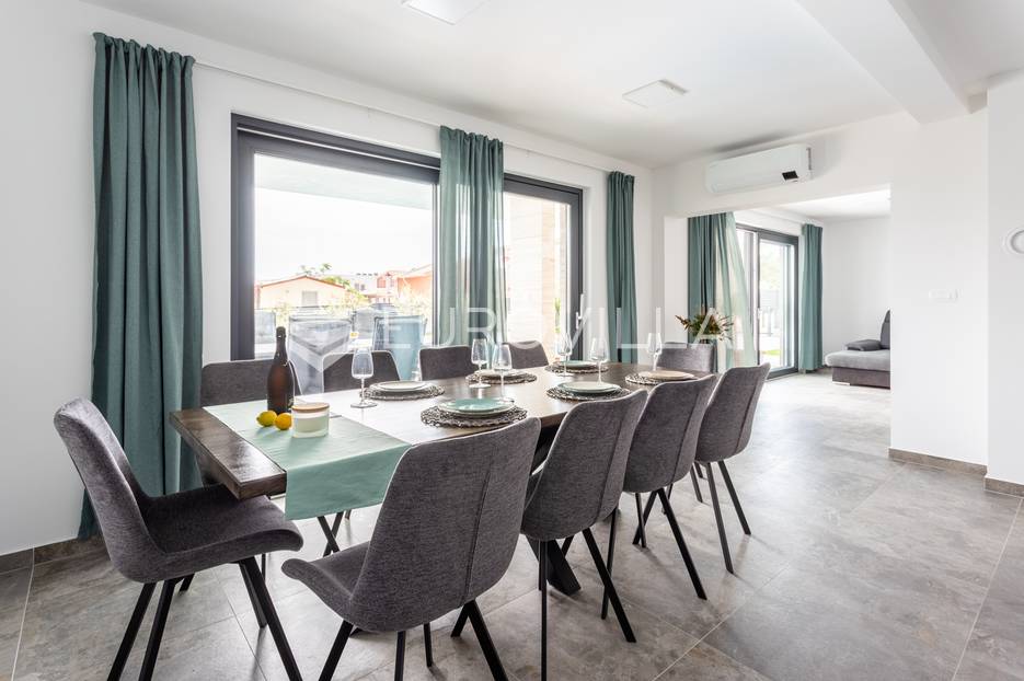 House For sale -  Vir
