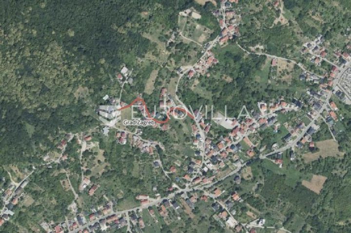 Terreno in vendita 4278 m² – Markuševec