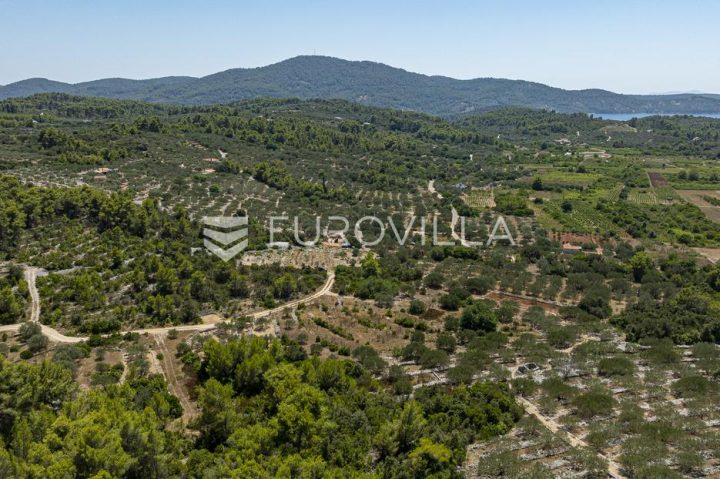 Grundstück zu verkaufen 930 m² – Vela Luka