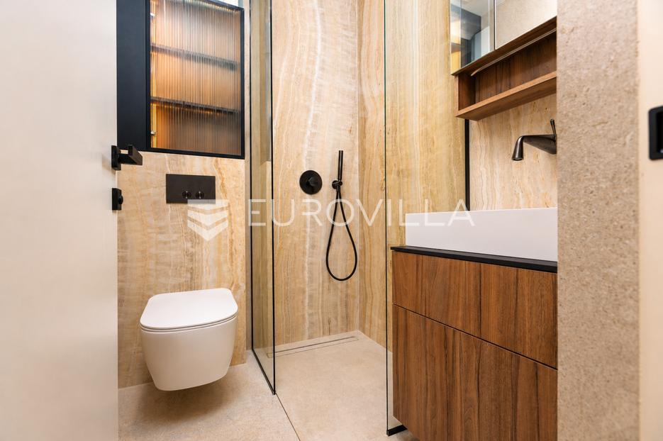 Apartma Na predaj - Primorsko-goranska Kostrena