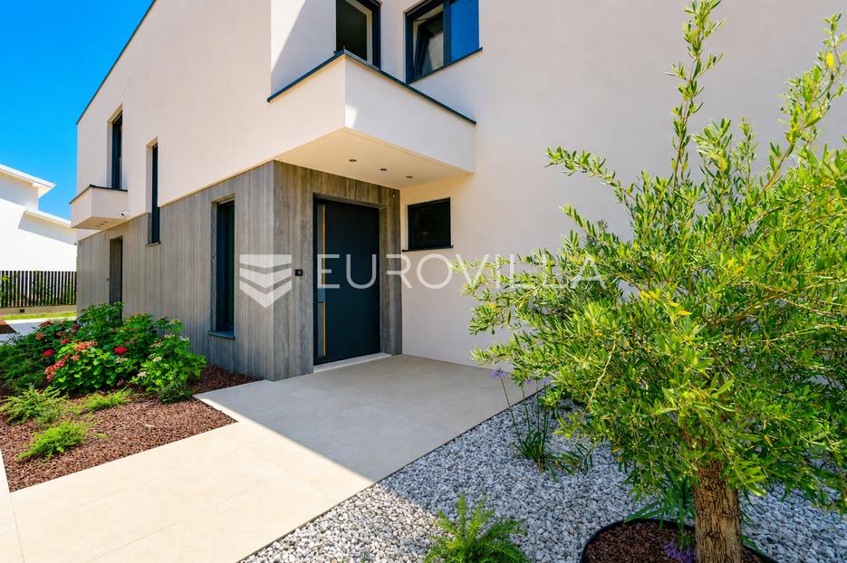 Apartma Na predaj - Primorsko-goranska Kostrena
