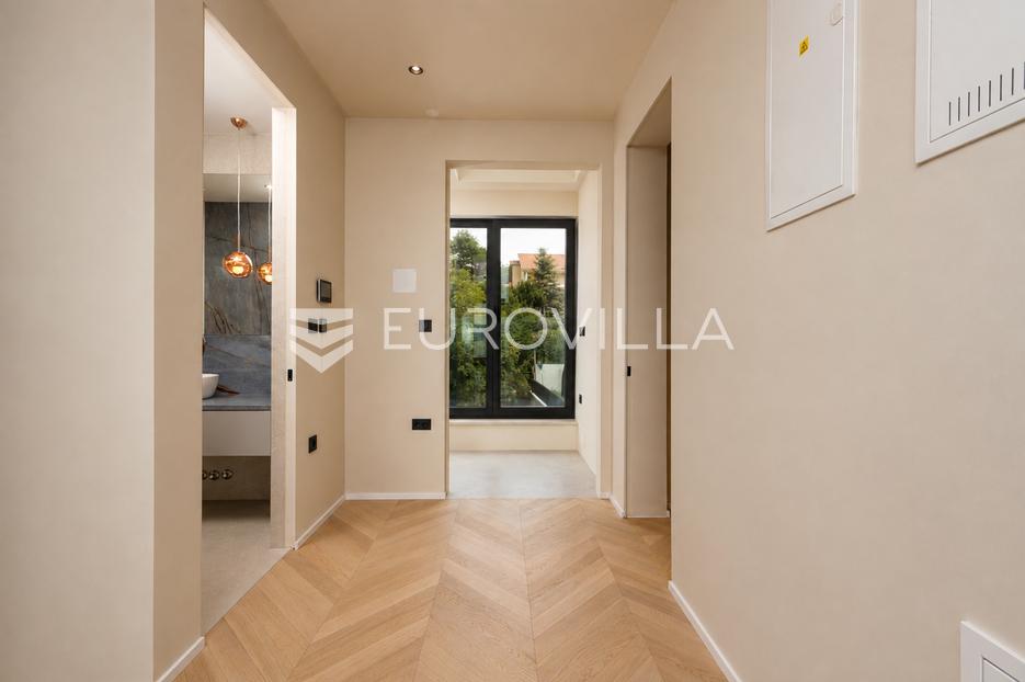 Apartma Na predaj - Primorsko-goranska Kostrena