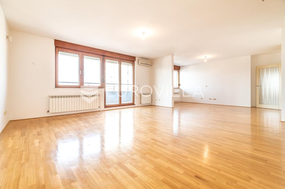 Appartamento In vendita -  Trešnjevka - Sjever