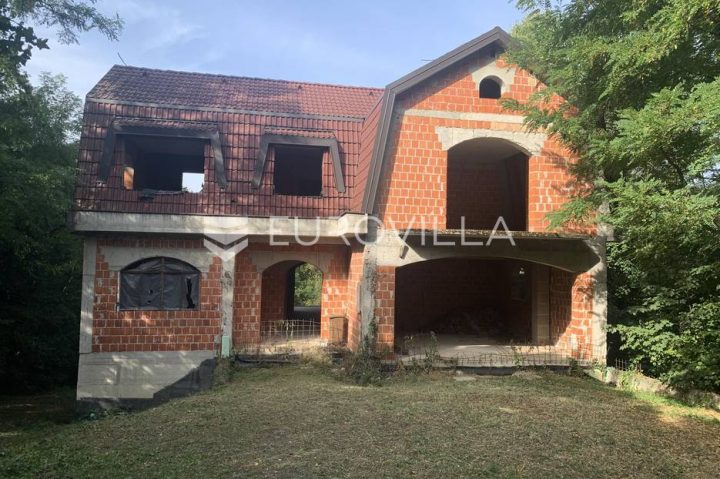 Terreno in vendita 400 m² – Vrhovec