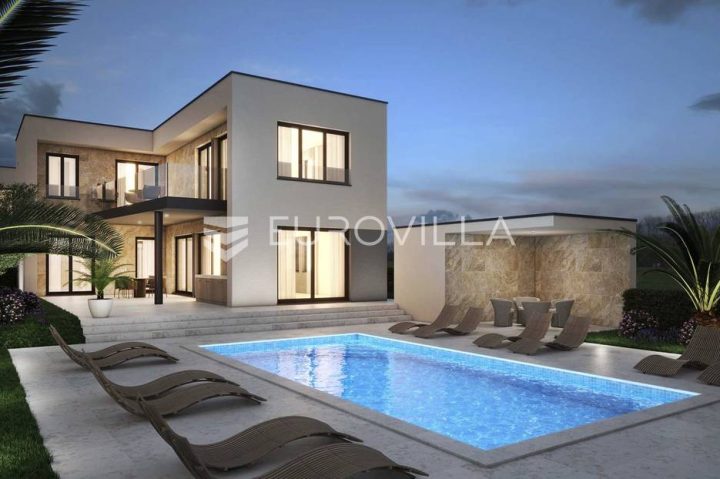 Casa in vendita 200 m² – Peroj