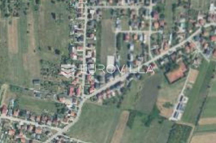 Terreno in vendita 1747 m² – Centar