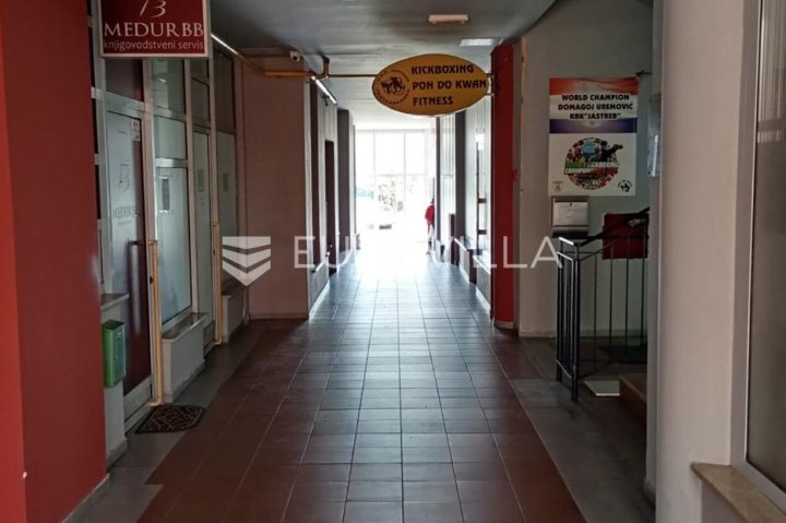 Poslovni prostor na prodaju 52 m² – Centar