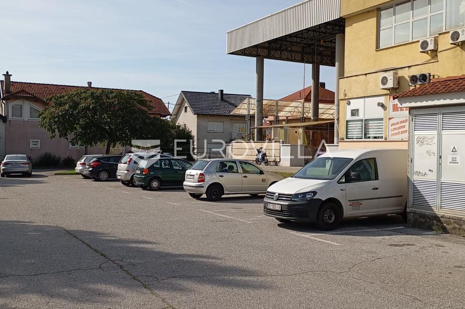 Commerciale In vendita -  Jastrebarsko