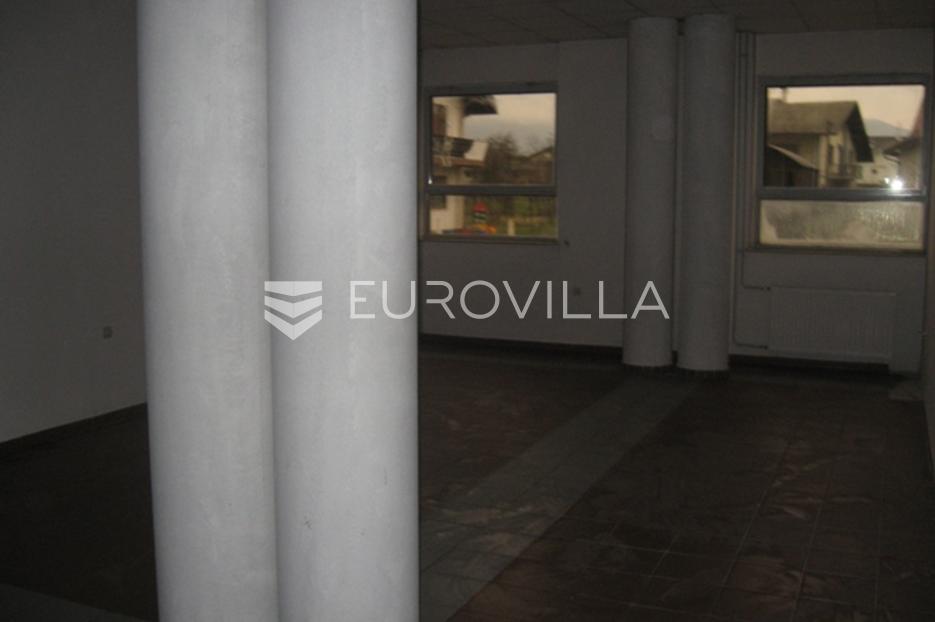 Commerciale In vendita -  Jastrebarsko