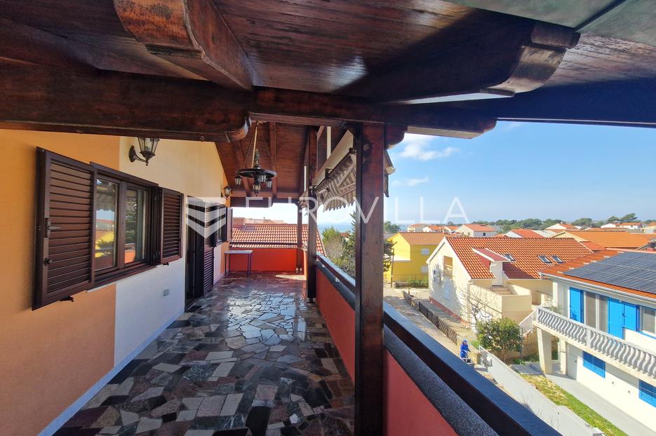 Flat For sale -  Vir