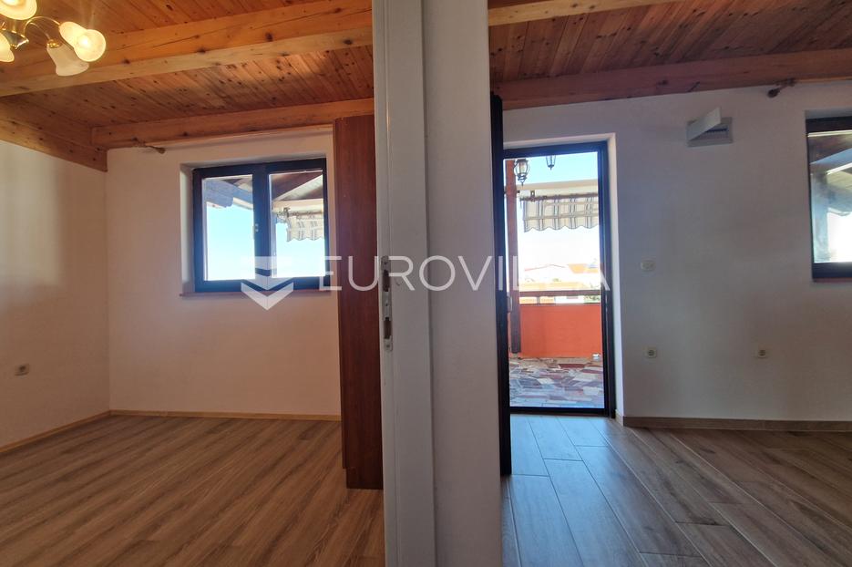 Flat For sale -  Vir