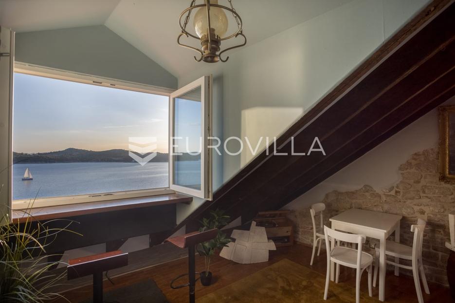 Casa In vendita -  Šibenik