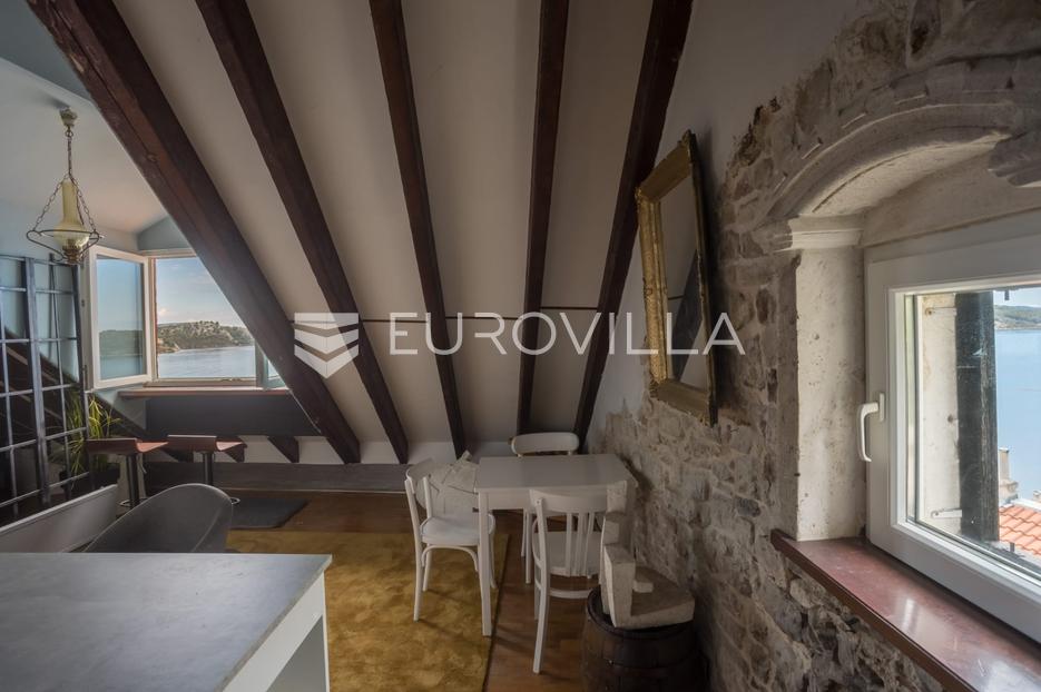 Casa In vendita -  Šibenik