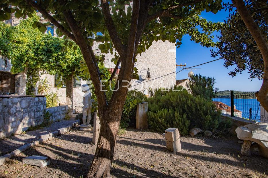 Casa In vendita -  Šibenik