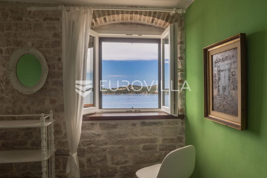 Casa In vendita -  Šibenik