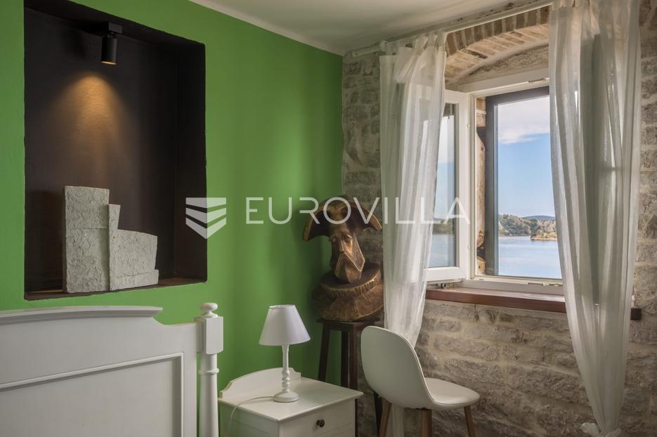 Casa In vendita -  Šibenik