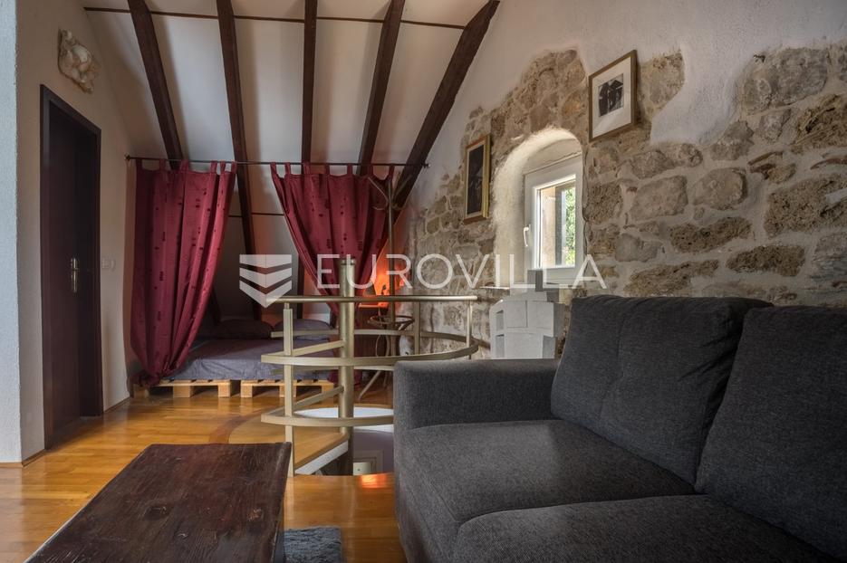Casa In vendita -  Šibenik
