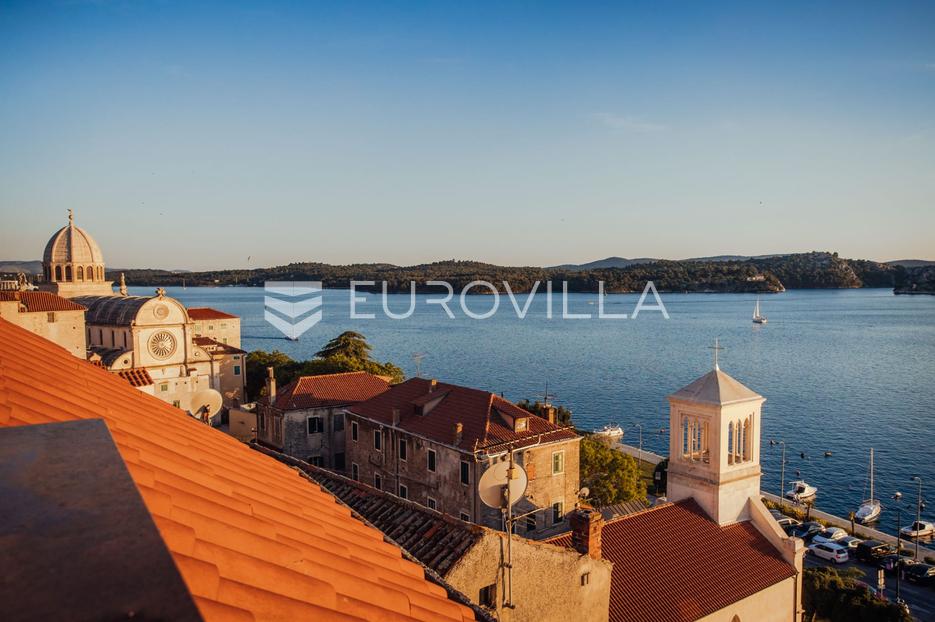 Casa In vendita -  Šibenik