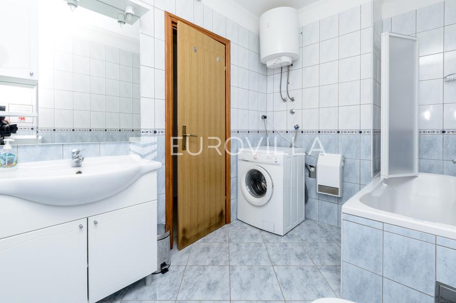 Flat For sale - Dubrovačko-neretvanska Slivno
