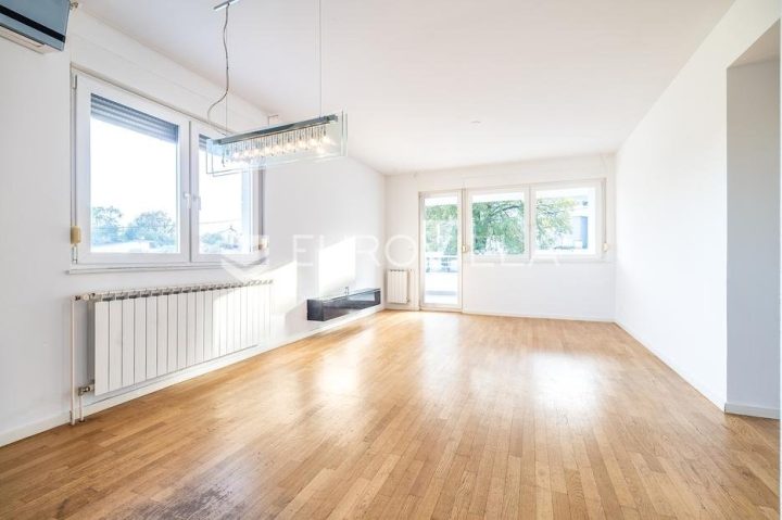 Flat for sale 122 m² – Bijenik