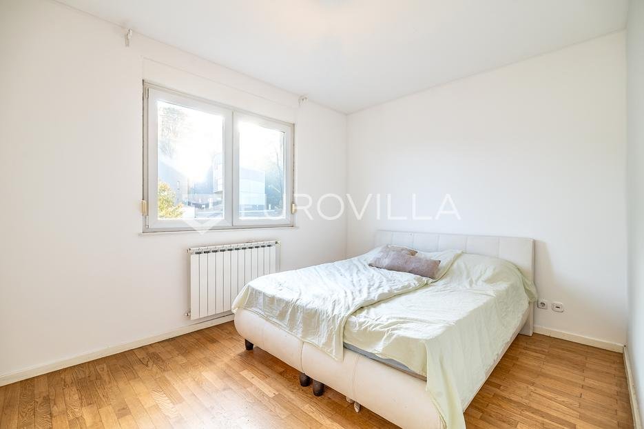 Apartma Naprodaj - Grad Zagreb Črnomerec