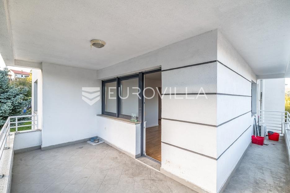 Apartma Naprodaj - Grad Zagreb Črnomerec