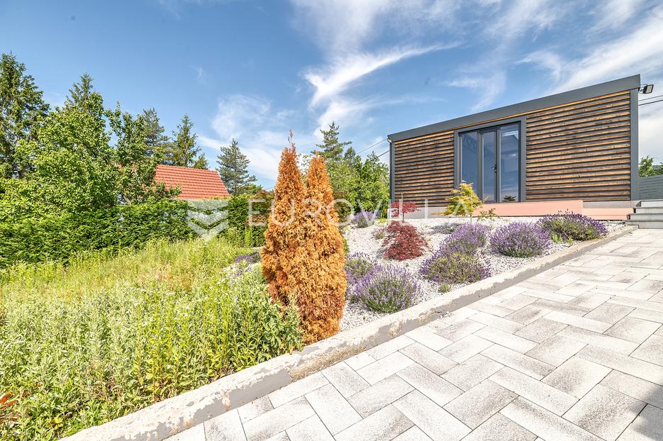 Maison À vendre -  Jastrebarsko - Okolica