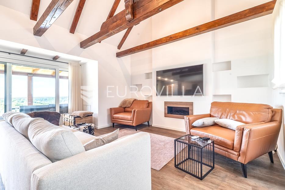 Maison À vendre -  Jastrebarsko - Okolica