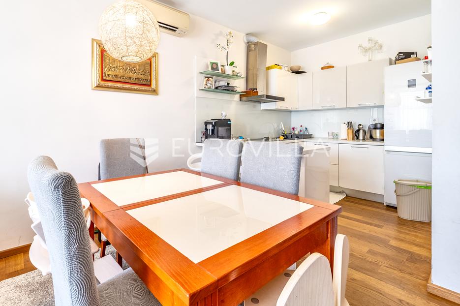 Appartement À vendre -  Maksimir